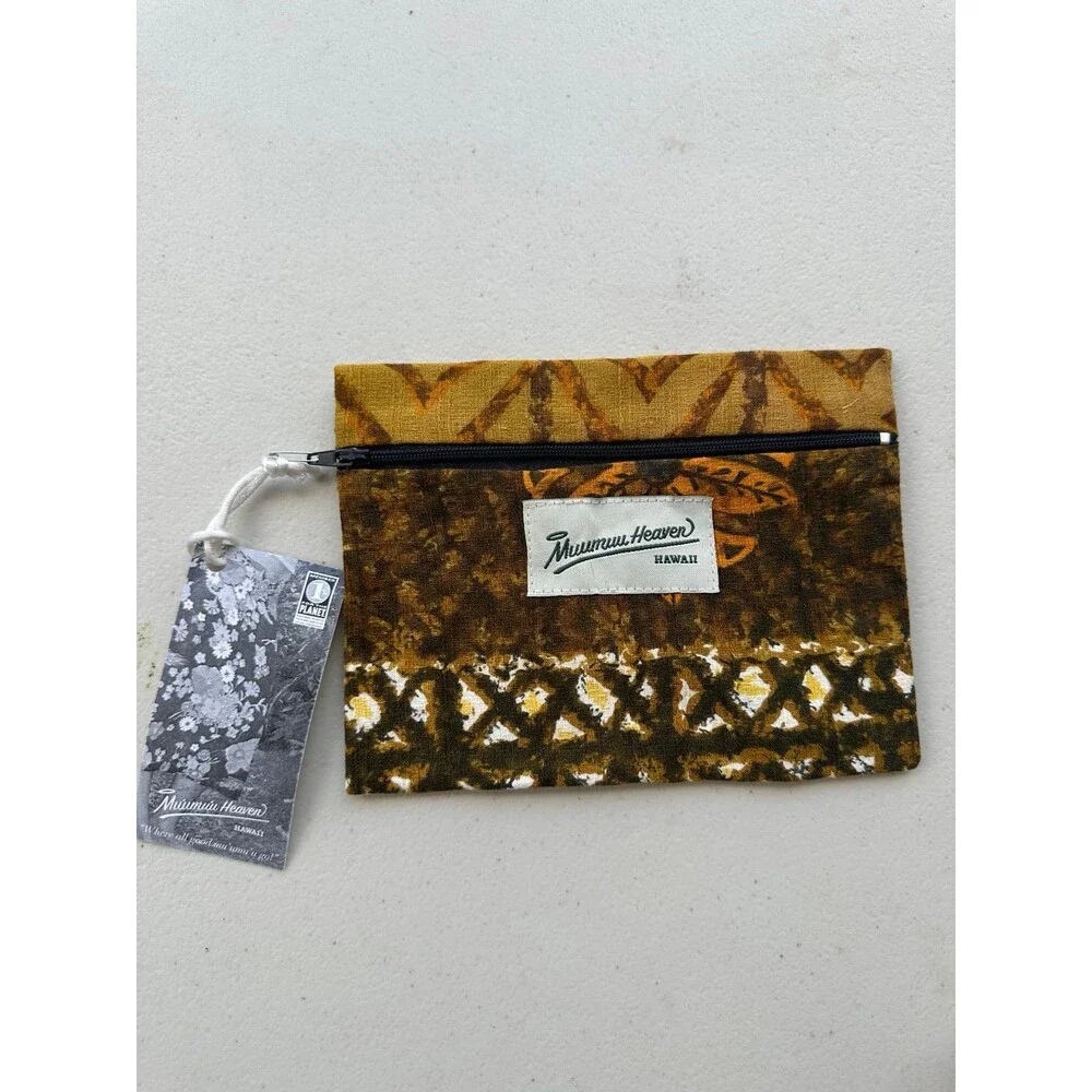 NWT Muumuu Heaven Hawaii Repurposed Vintage Hawaiian Fabric Zipper Pouch